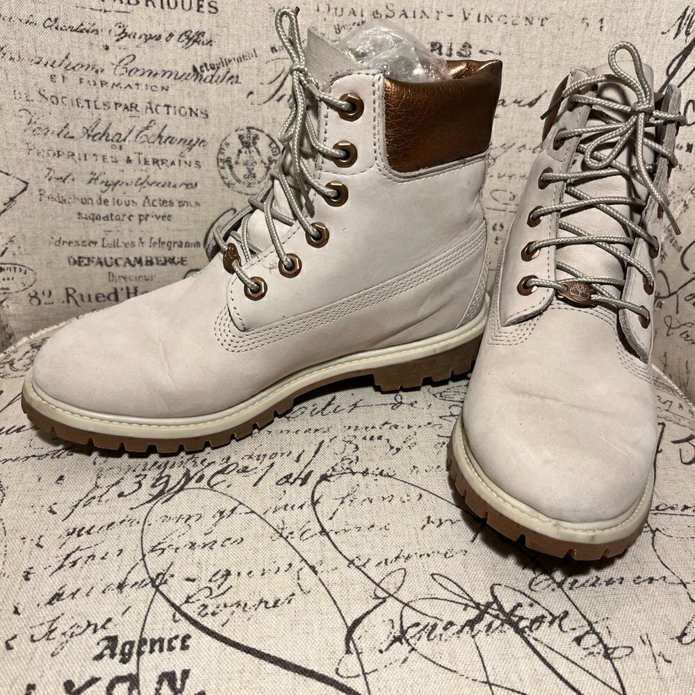 Timberland Women’s Classic Boot   - Picture 6 of 16